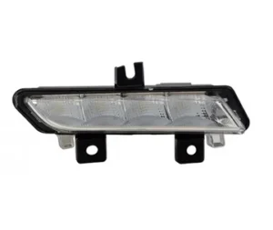 feu de jour renault clio 4 2012 droit